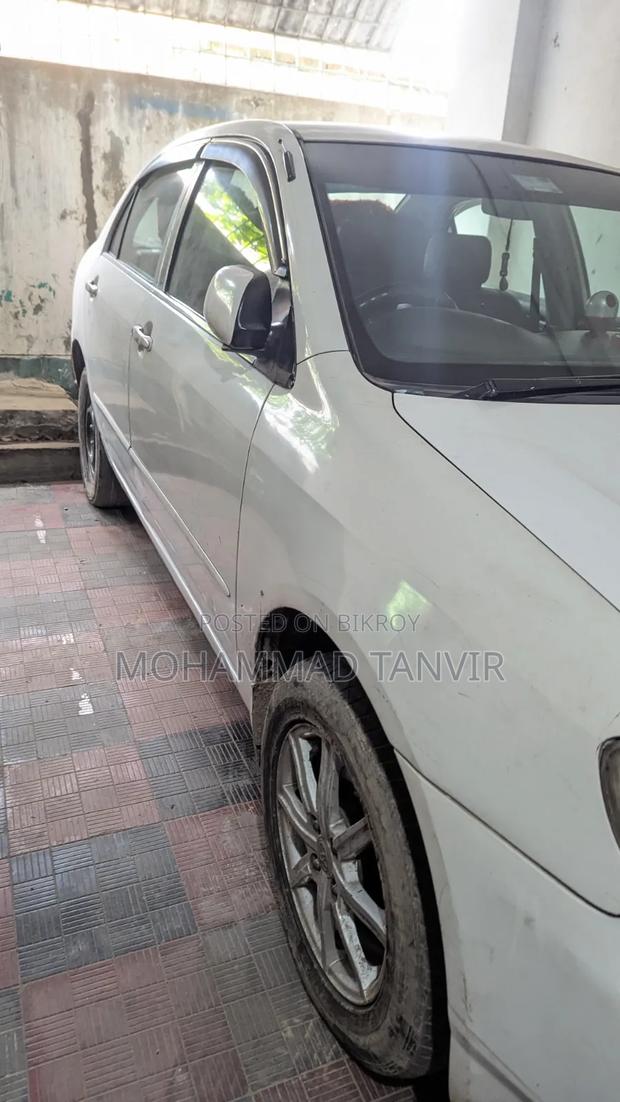 Toyota Corolla 2003 White