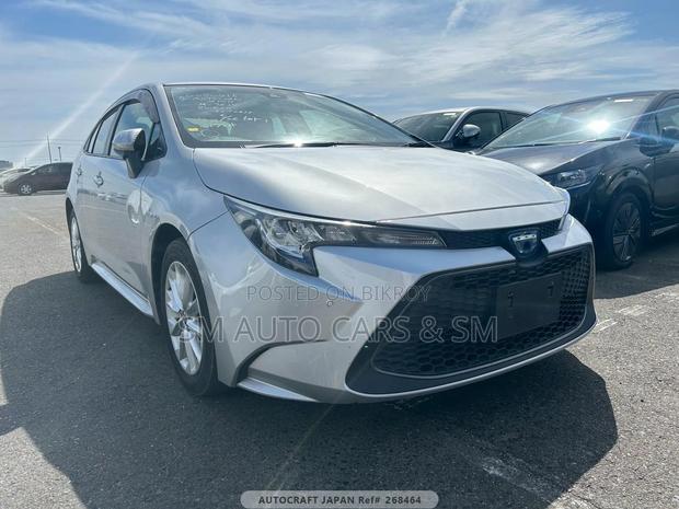 Toyota Corolla 2021 Silver