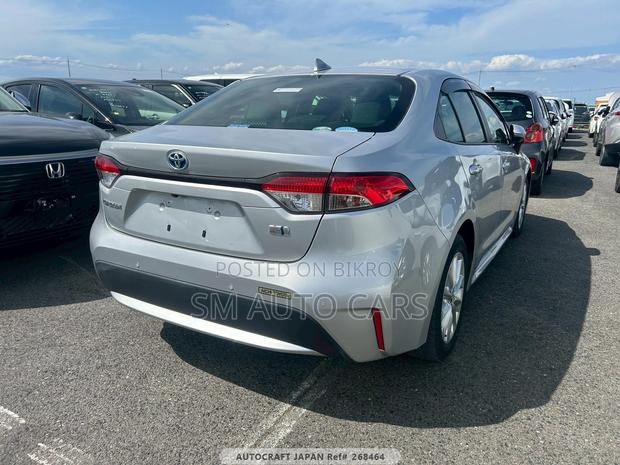 Toyota Corolla 2021 Silver