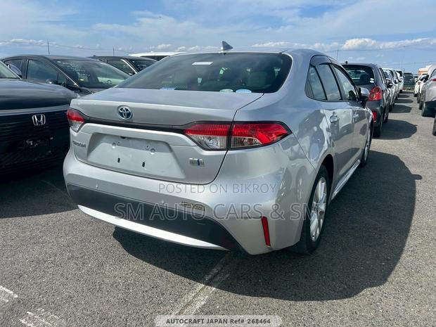 Toyota Corolla 2021 Silver