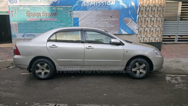 Toyota Corolla 2004 Beige