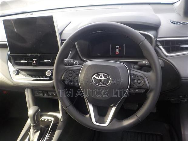 Toyota Corolla Cross 2025 Gray