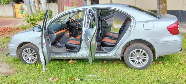 Toyota Premio 2005 Silver