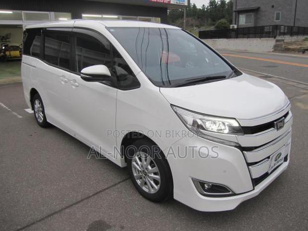 Toyota Noah 2021 Pearl