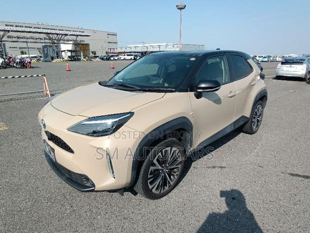 Toyota Yaris Cross 2021 Beige