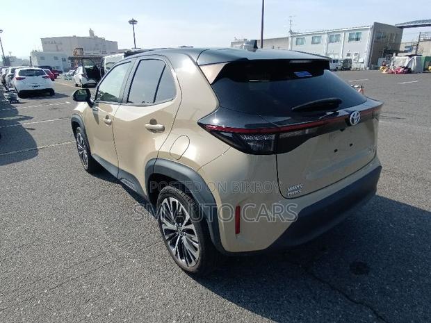 Toyota Yaris Cross 2021 Beige