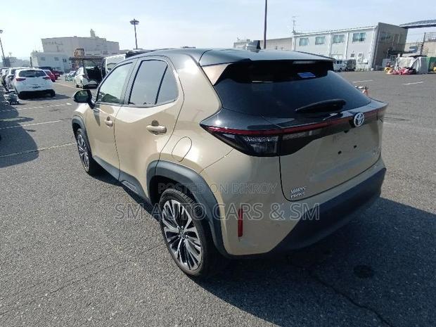 Toyota Yaris Cross 2021 Beige