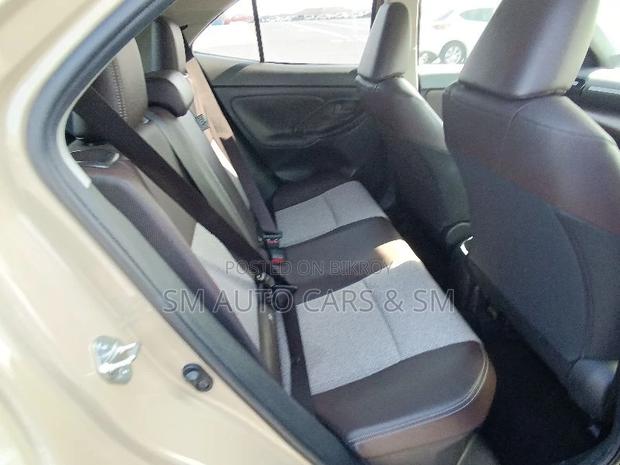 Toyota Yaris Cross 2021 Beige