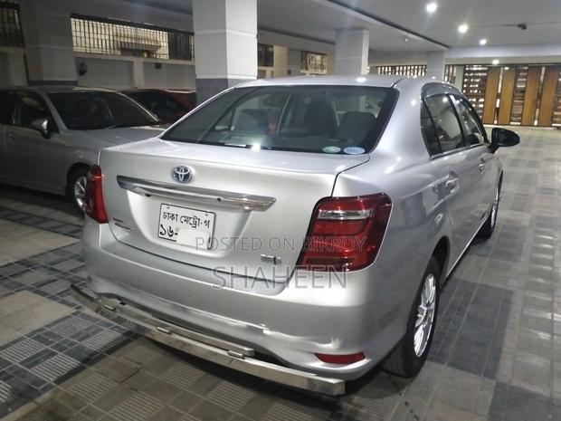 Toyota Axio 2018 Silver