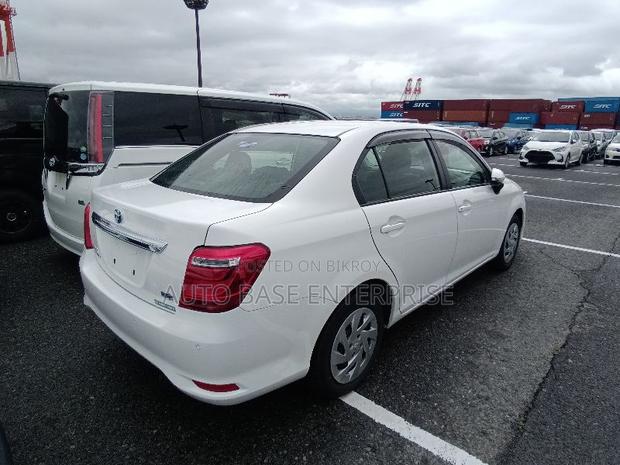 Toyota Axio 2021 White