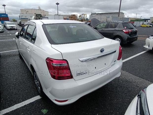 Toyota Axio 2021 White