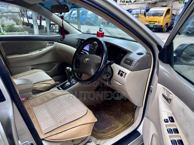 Toyota Corolla Fielder 1.5 Petrol FWD 2003 Gold