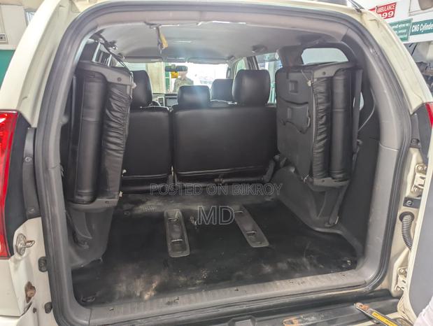 Toyota Land Cruiser Prado 2007 White