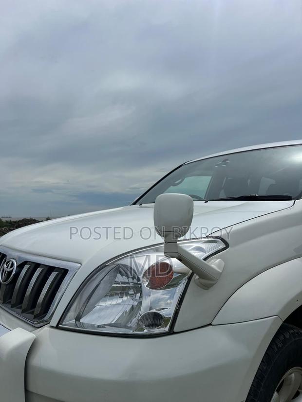 Toyota Land Cruiser Prado 2007 White