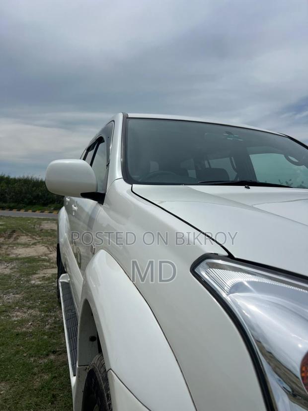 Toyota Land Cruiser Prado 2007 White