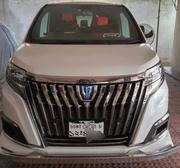 Toyota Esquire 1.8 FWD Hybrid (7 seater) 2021 Pearl for sale