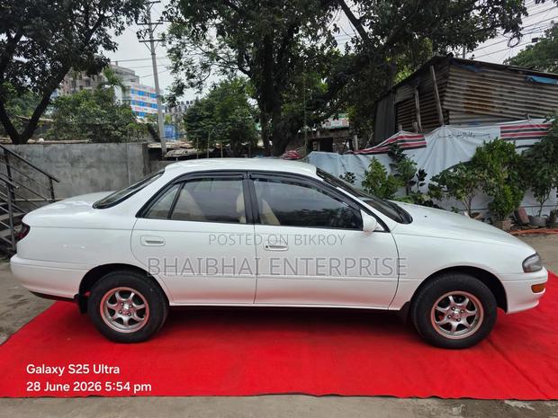 Toyota Carina 1993 White