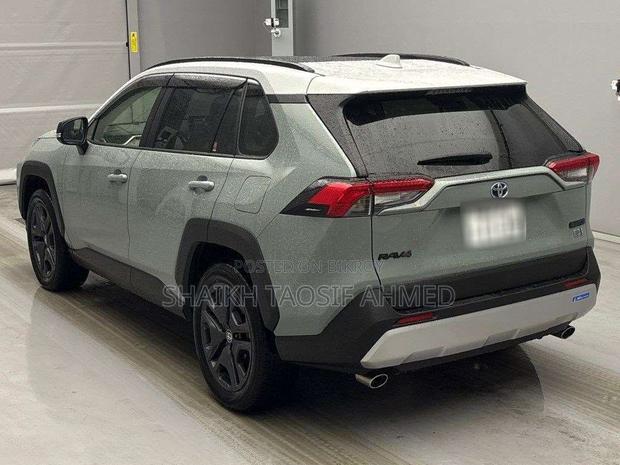 Toyota RAV4 Hybrid 2022