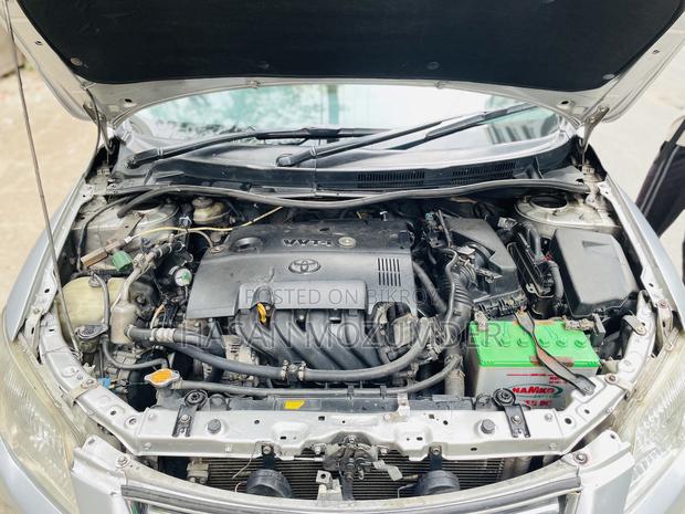 Toyota Corolla Fielder 2010 Silver