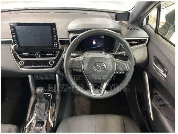 Toyota Corolla Cross 1.8 Hybrid FWD 2021 Pearl