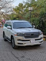 New Toyota Land Cruiser 2021 White for sale