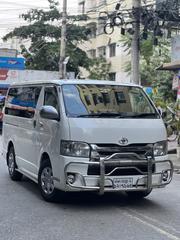 Toyota Noah 2019 Pearl for sale