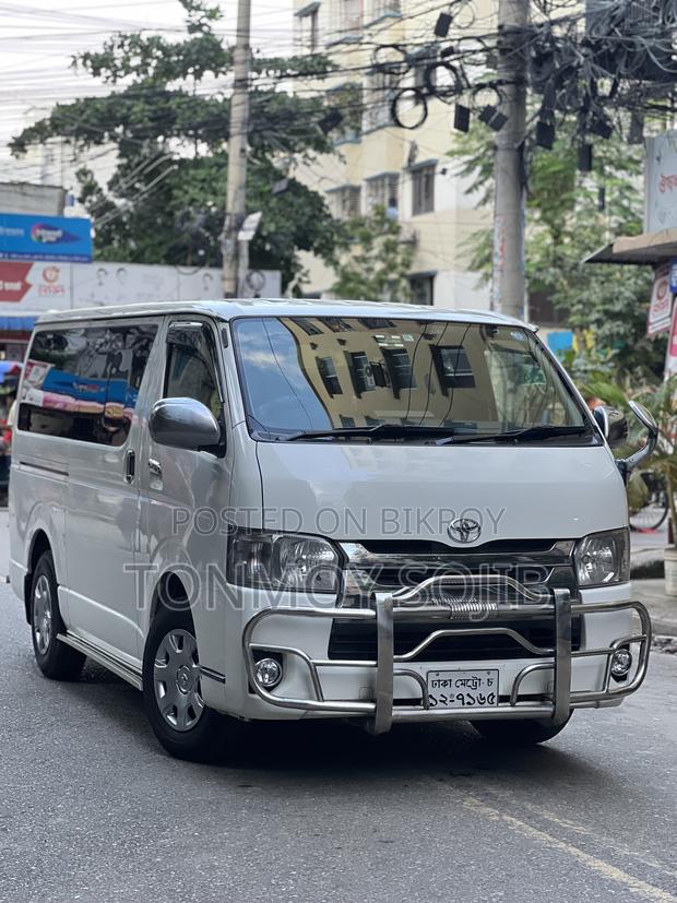 Toyota Noah 2019 Pearl