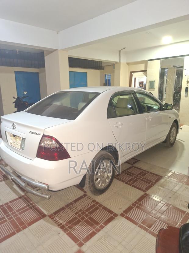 Toyota Corolla Sedan Automatic 2005 White