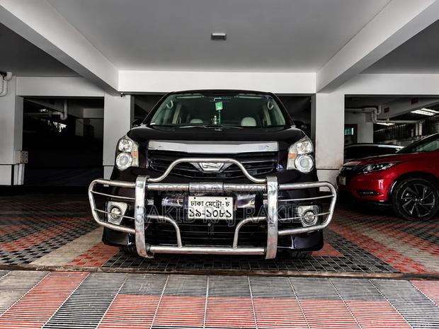Toyota Noah 2012 Maroon