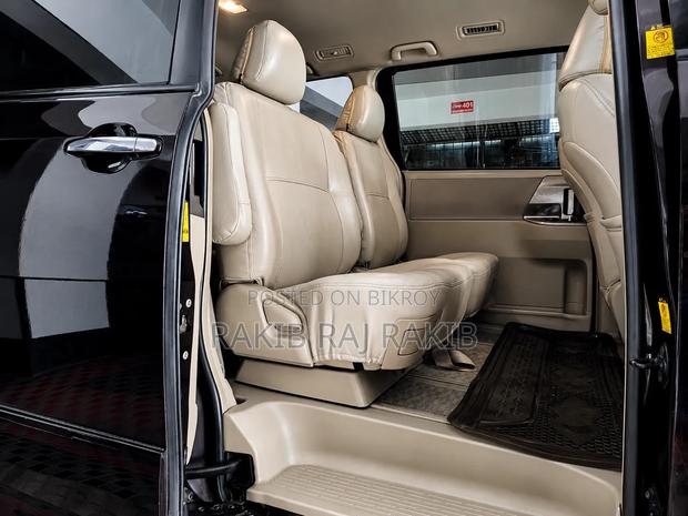 Toyota Noah 2012 Maroon