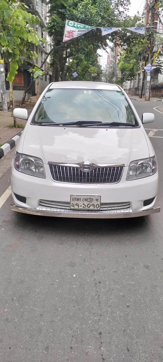 Toyota Corolla 2004 White