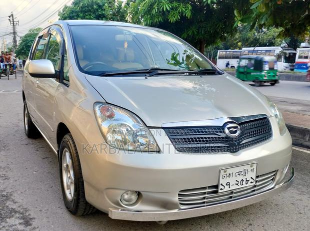 Toyota Corolla Spacio 1.5 X G-Edition 2001 Gold