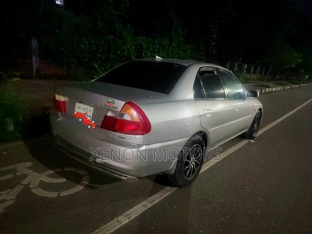 Mitsubishi Lancer 2000 Silver
