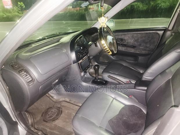 Mitsubishi Lancer 2000 Silver