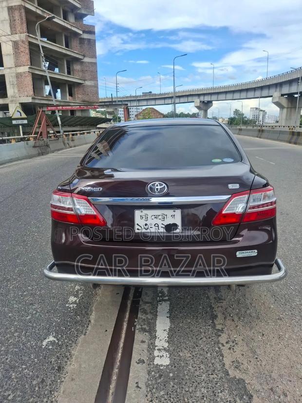 Toyota Premio 2015 Maroon