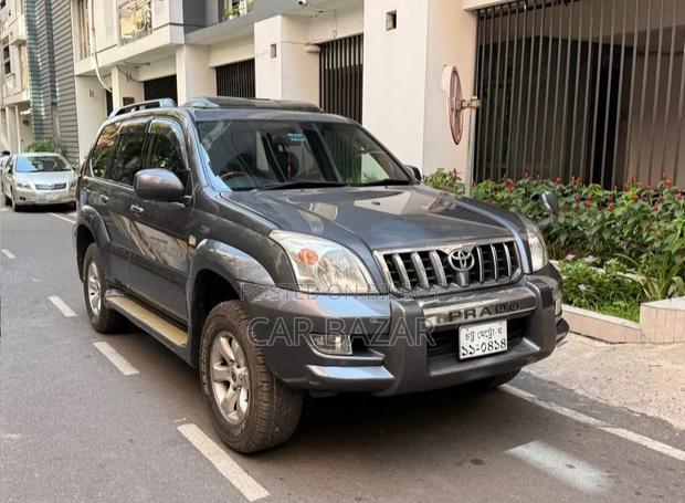 Toyota Land Cruiser Prado 2003 Gray