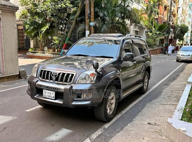 Toyota Land Cruiser Prado 2003 Gray