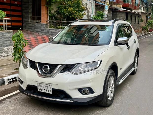 Nissan X-Trail 2015 White