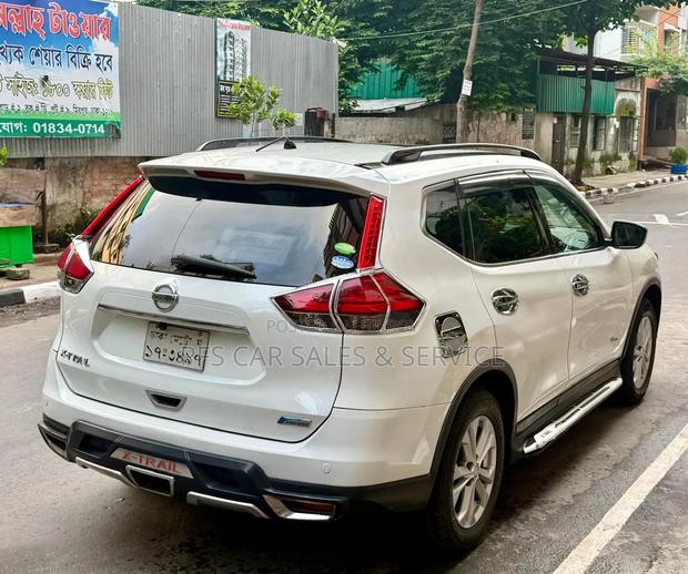 Nissan X-Trail 2015 White