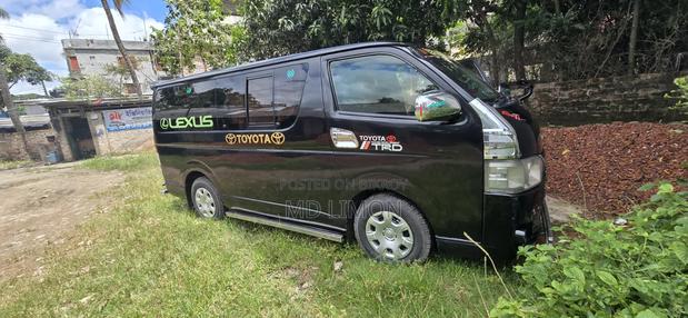 Toyota Noah 2006 Black