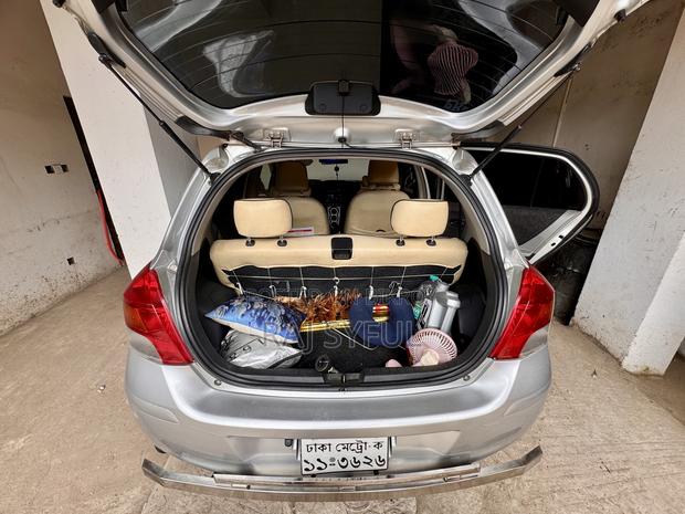Toyota Vitz 1.0 FWD 5dr 2008 Silver