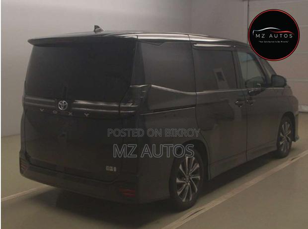 Toyota Voxy S-Z 2WD 7-Seater 2022 Black