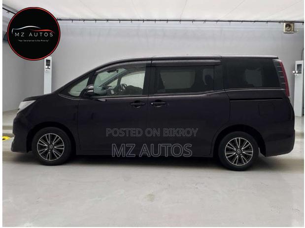 Toyota Noah 2.0 FWD (7 Seater) 2021 Purple