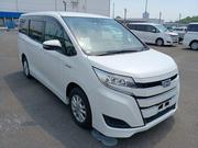 Toyota Noah 2021 Pearl for sale