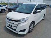Toyota Noah 2021 Pearl for sale