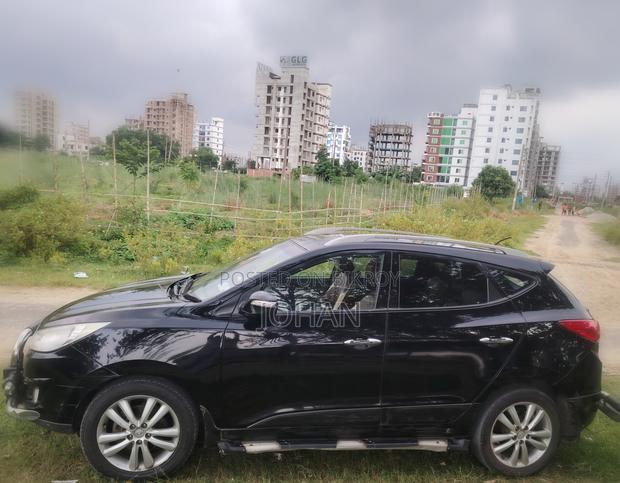 Hyundai Tucson 2011 Black