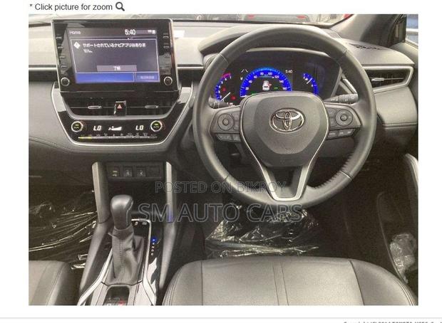 Toyota Corolla Cross 1.8 Hybrid FWD 2022 Black