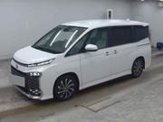 Toyota Voxy 2022 Pearl for sale