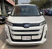 Toyota Noah 2022 Pearl for sale