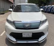 Toyota Harrier 2.0 2019 Pearl for sale